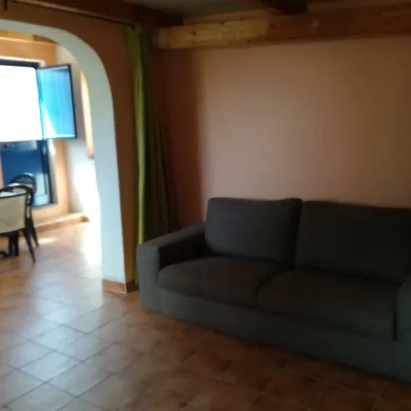 Apartment Una Terrazza Sulla Malvasia *