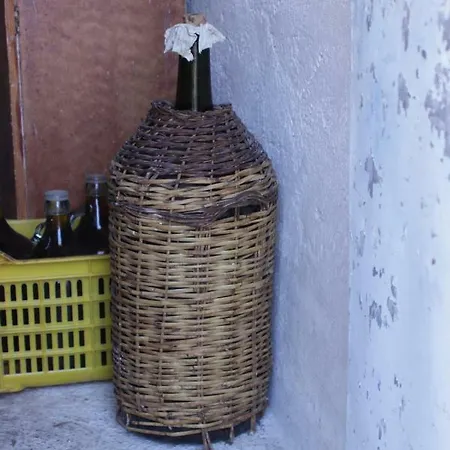 Una Terrazza Sulla Malvasia